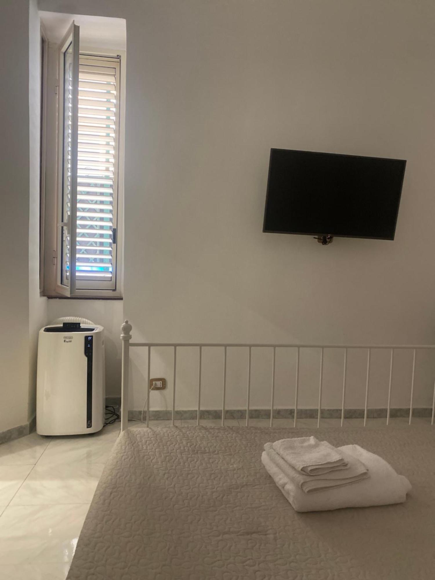 House La Smorfia Naples